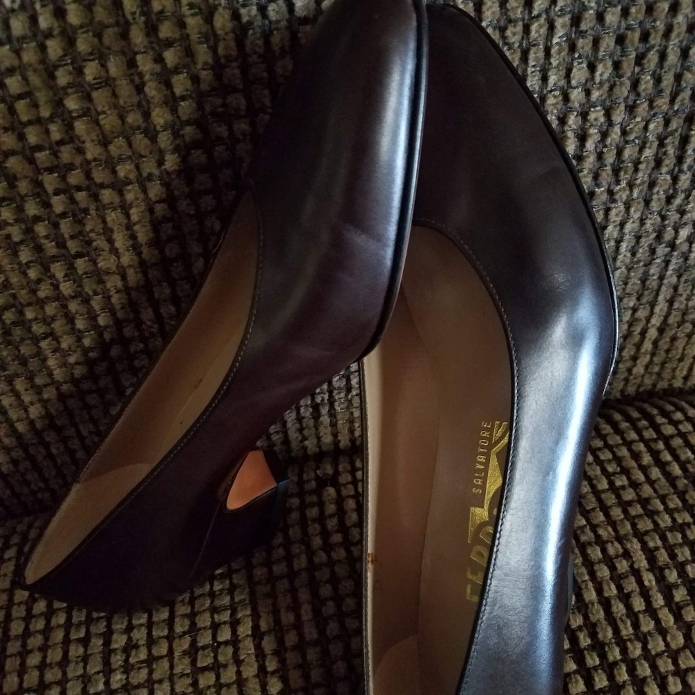 Salvatore Ferragamo low heel